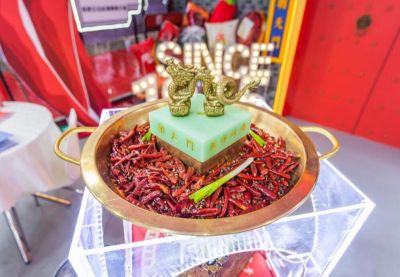二連浩特開(kāi)火鍋加盟店，怎樣發(fā)揮品類優(yōu)勢(shì)？