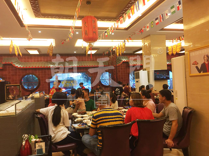 火鍋店如何降低排隊(duì)時(shí)的顧客流失率？