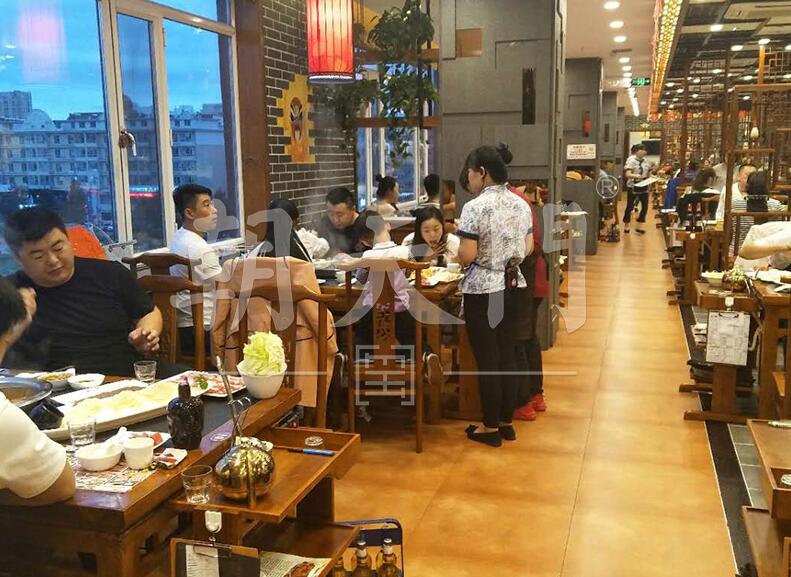 一次性油老火鍋加盟，選對(duì)品牌很關(guān)鍵！