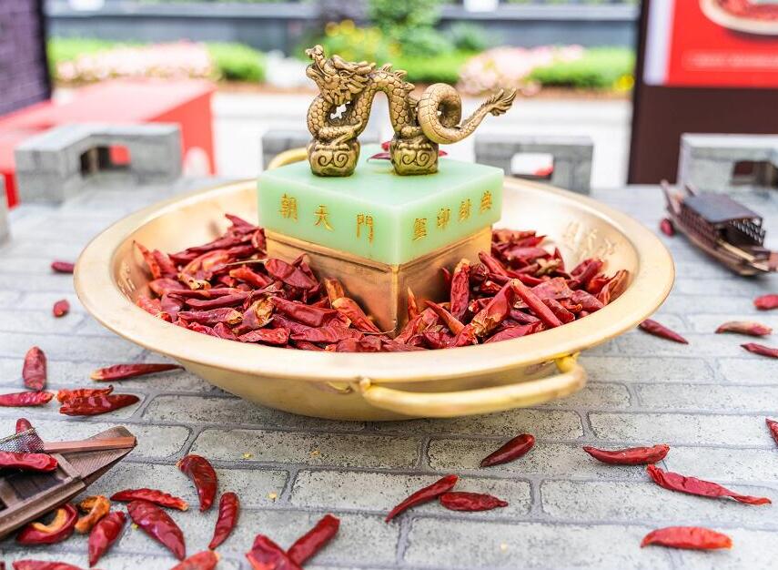 駐馬店開(kāi)火鍋加盟店如何差異化發(fā)展？
