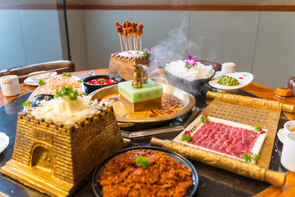 輝縣開火鍋加盟店，你需要注意這四點(diǎn)！