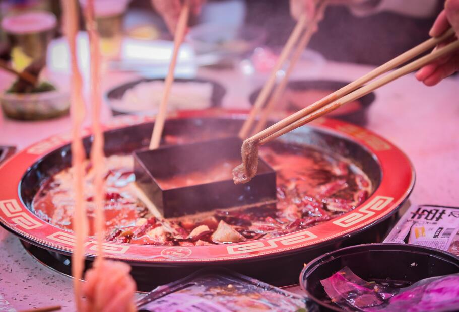 宜昌開火鍋加盟店，如何讓顧客贊不絕口？