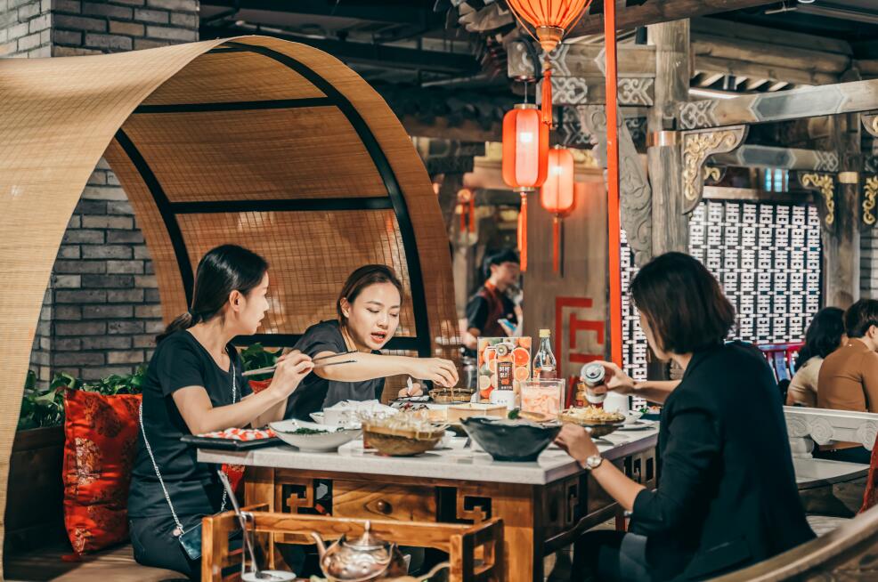 天門開火鍋加盟店，如何節(jié)省投資成本？