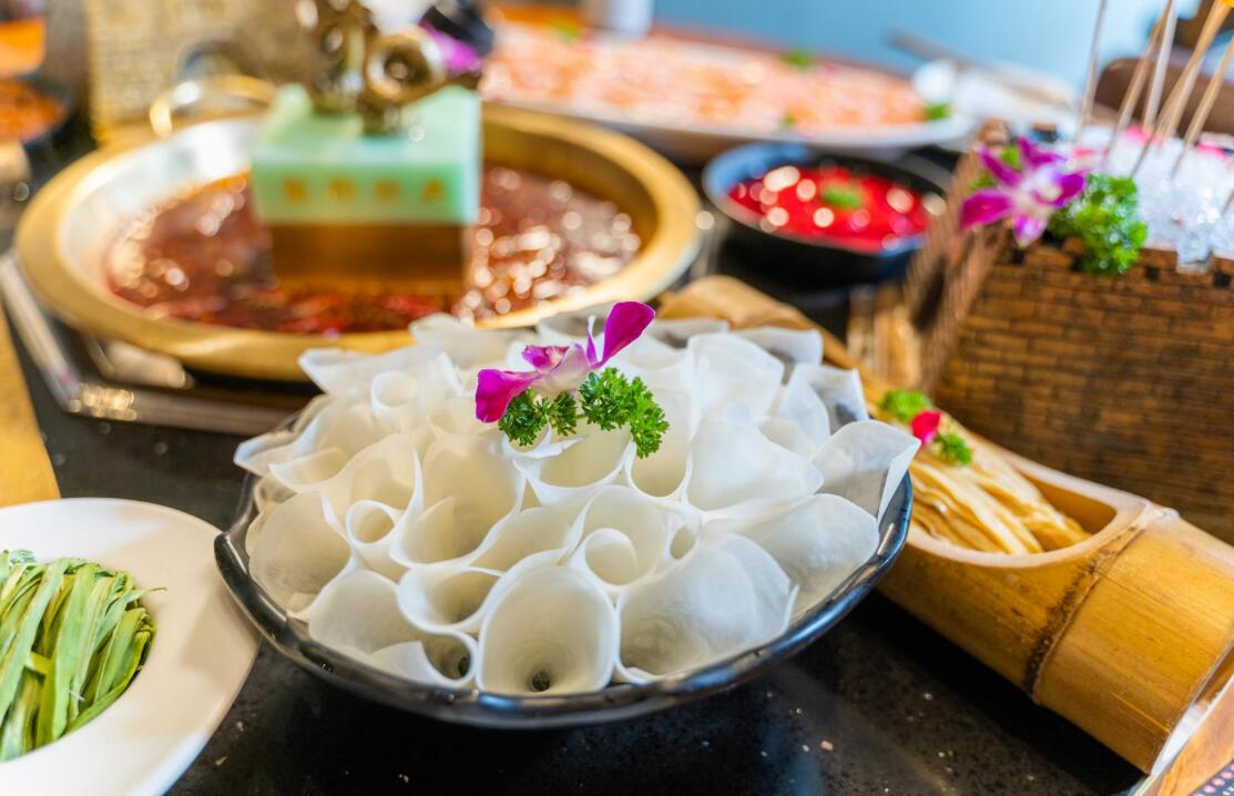 尚志開(kāi)火鍋加盟店，如何擴(kuò)大消費(fèi)群體？