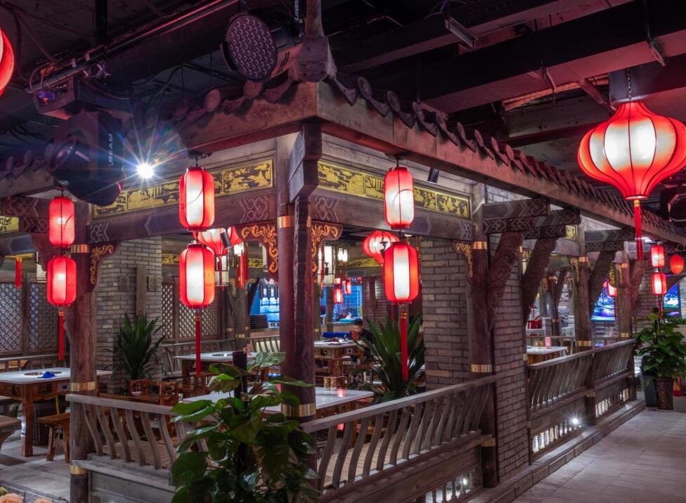 火鍋加盟店有哪些服務禮儀？一起學起來！