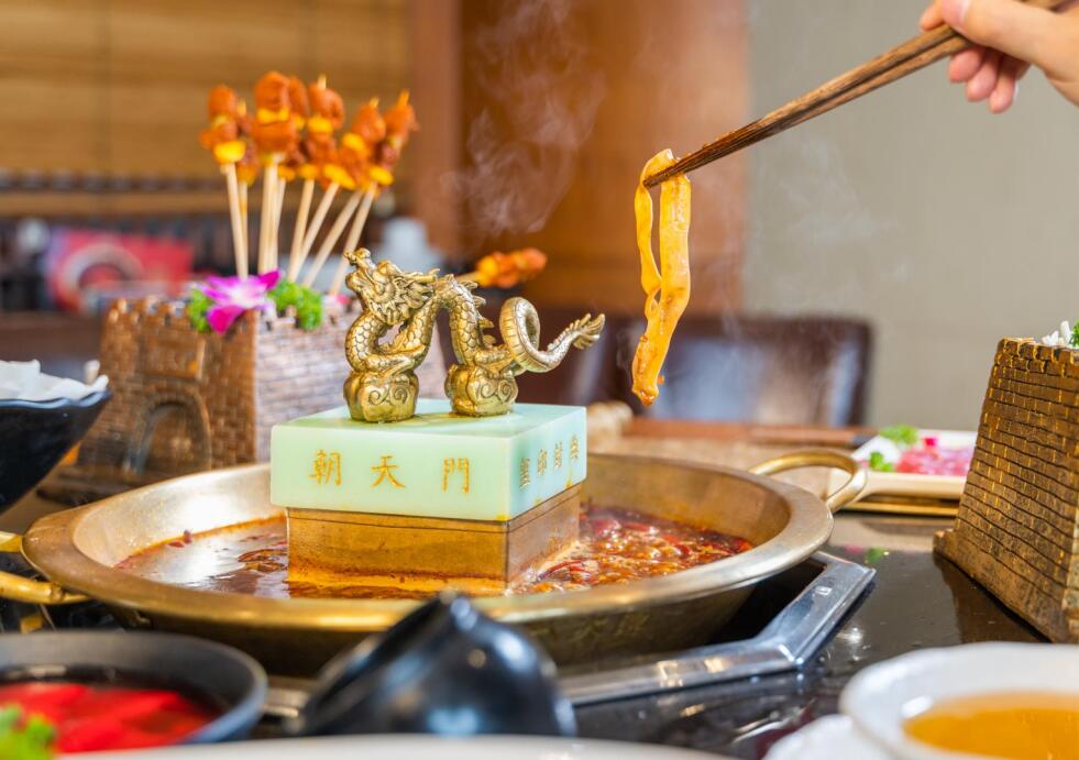 霸屏美食榜的朝天門火鍋，為何非吃不可？