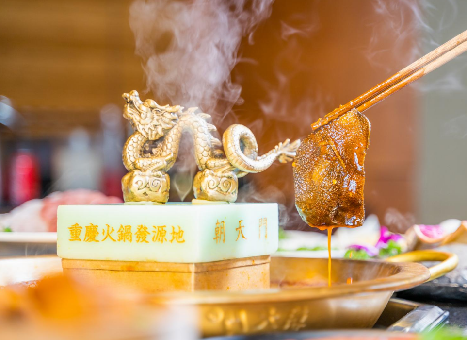 玉林開火鍋加盟店，生意不景氣怎么辦？