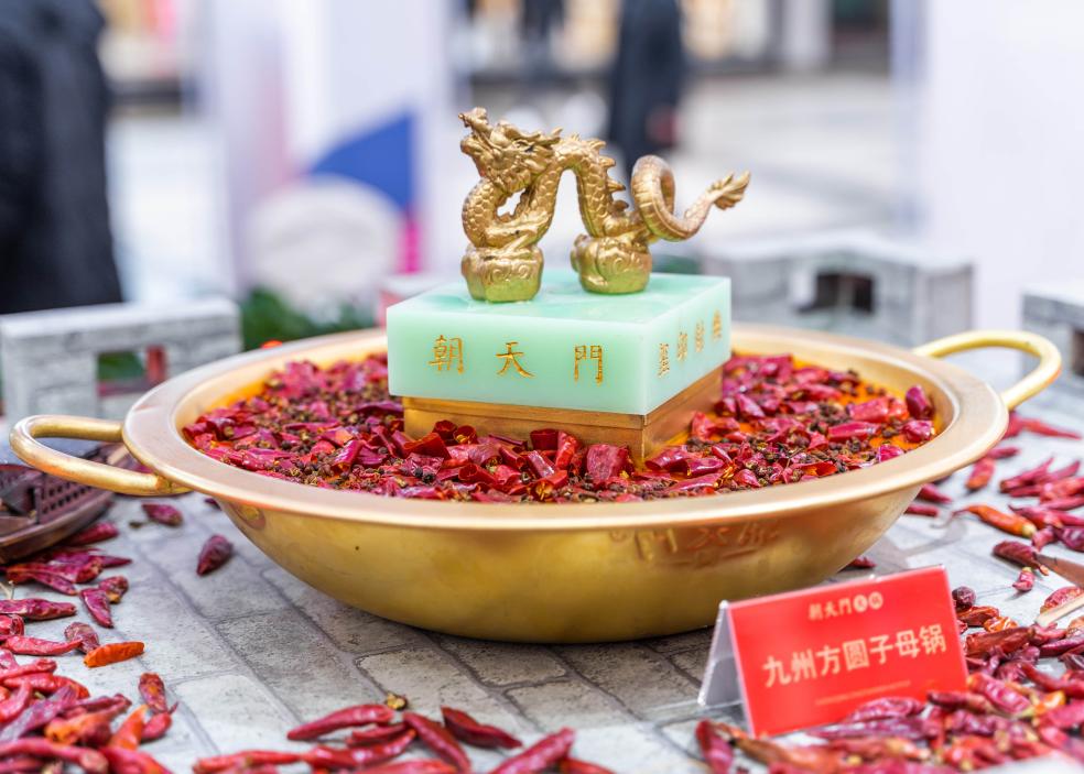來賓開火鍋加盟店，簡單幾步營業(yè)額倍增！