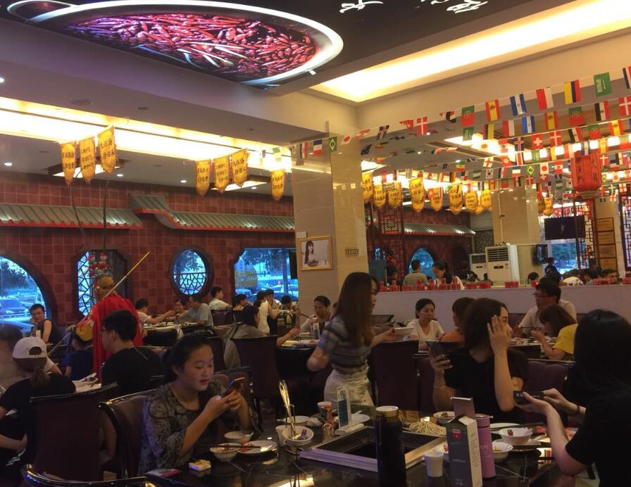90后不會炒底料如何開火鍋店呢？