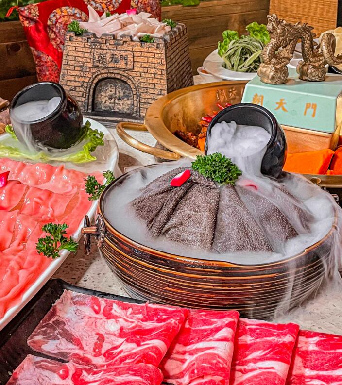 朝天門火鍋?zhàn)哌M(jìn)迪拜，為海外游子送上地道中國(guó)味！