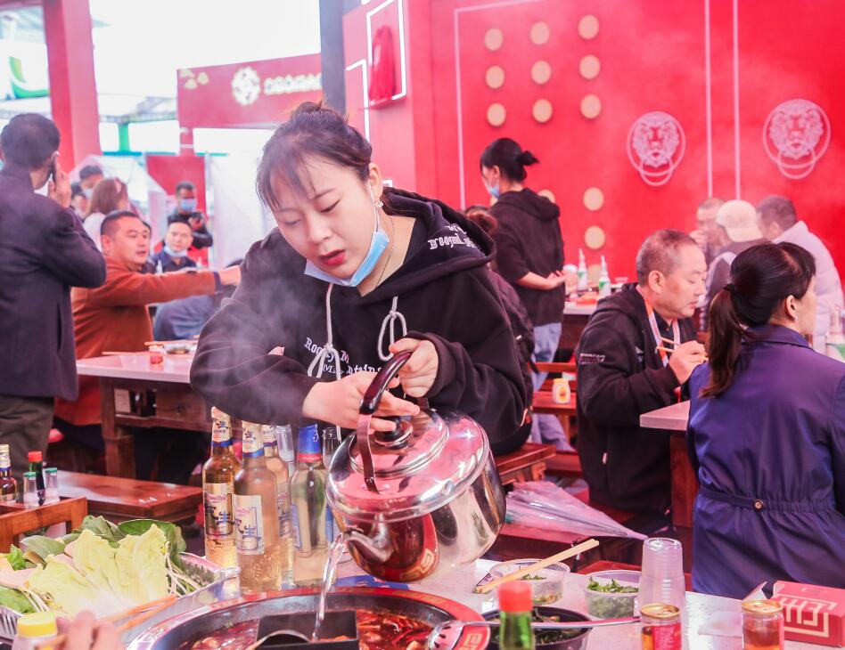開火鍋加盟店，前期做好這三步輕松贏得回頭客！