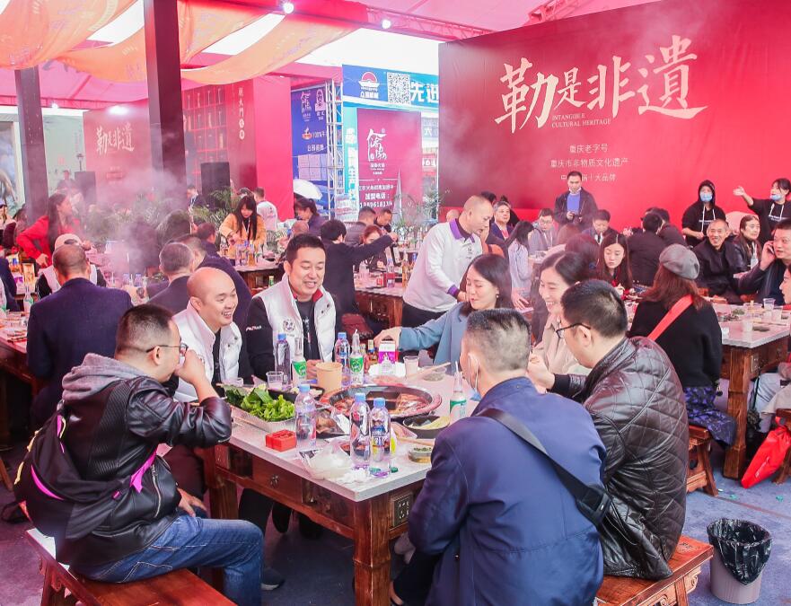 開(kāi)火鍋店真的賺錢(qián)嗎？火鍋的優(yōu)勢(shì)有哪些？