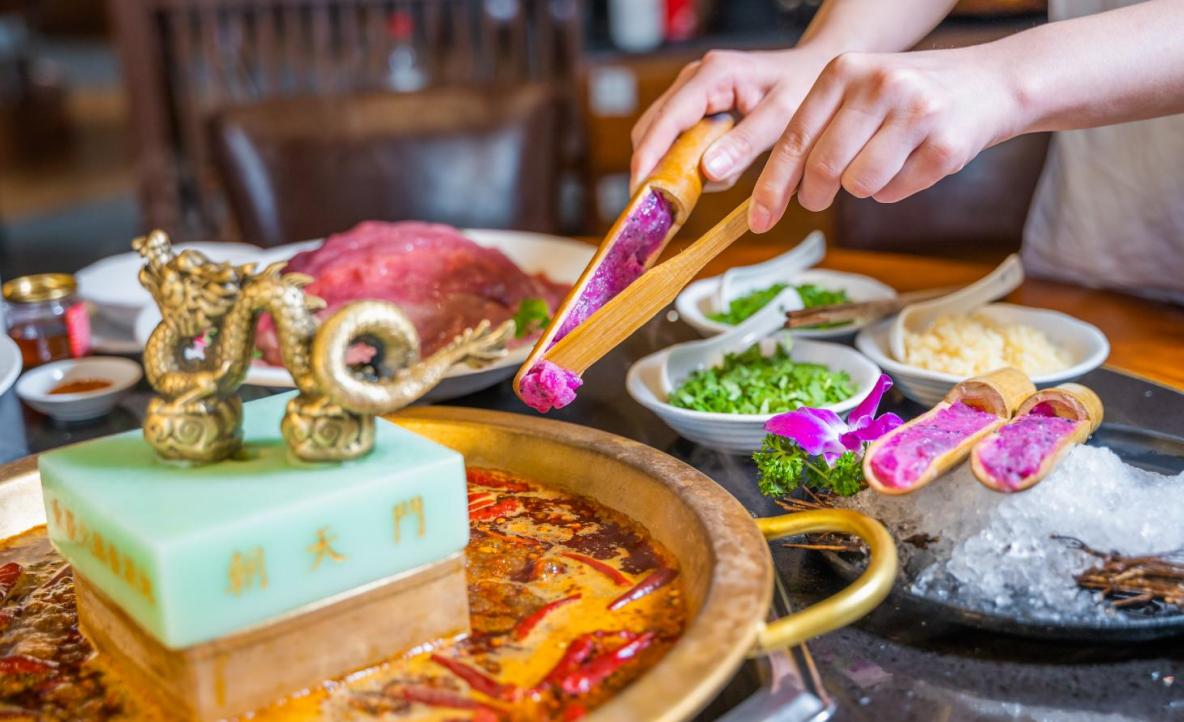 不同的餐飲店如何選擇經(jīng)營(yíng)模式？