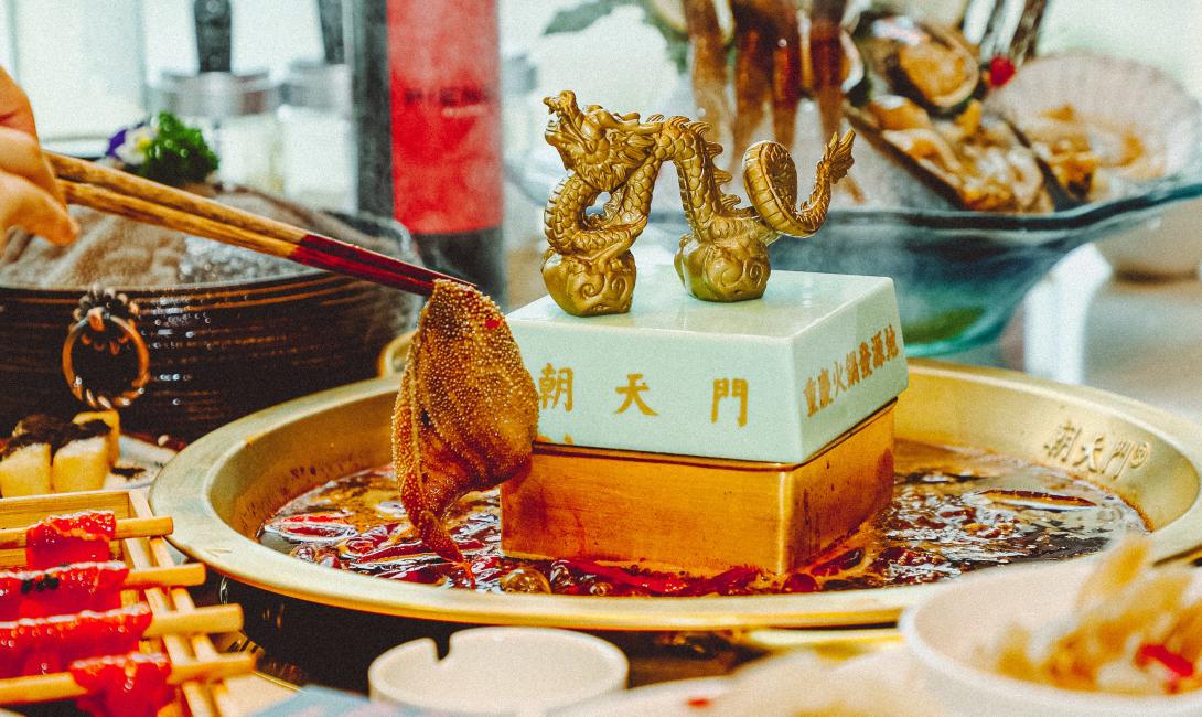 火鍋店熬制地溝油被罰巨款！餐飲食安時(shí)刻謹(jǐn)記！