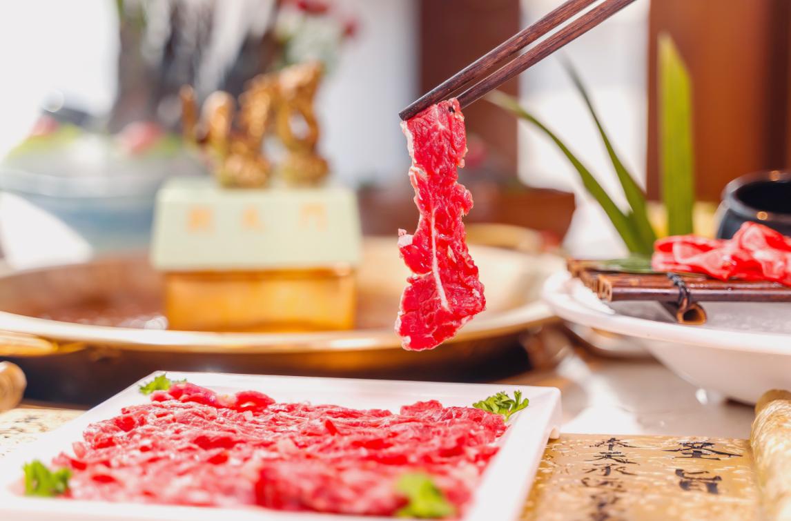 開火鍋店，學(xué)會(huì)這2個(gè)創(chuàng)新思路，不愁沒新客！