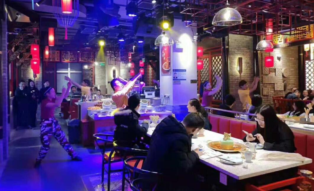 導(dǎo)致餐飲店倒閉的五個(gè)大坑，分享慘痛經(jīng)歷！