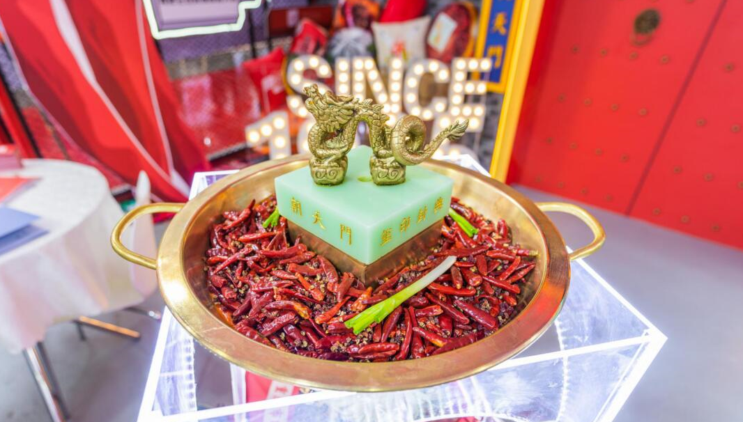 火鍋店鍋底創(chuàng)新浪潮來臨，一鍋湯撬動火鍋百億市場！